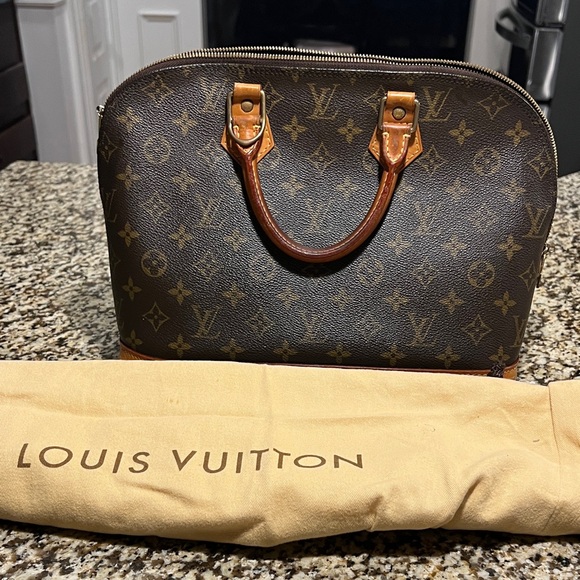 Louis Vuitton Monogram Canvas Handbag in Brown and Tan - Picture 2 of 7